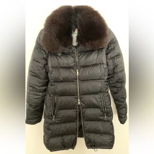 PRADA Outerwear Black Re-Nylon Down Coat Long Sleeves With Black Fox Size 46.